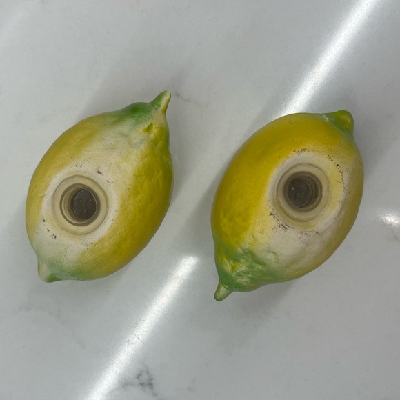 Vintage Pair of Lemon Salt and Pepper Shakers - Picture 2 of 7